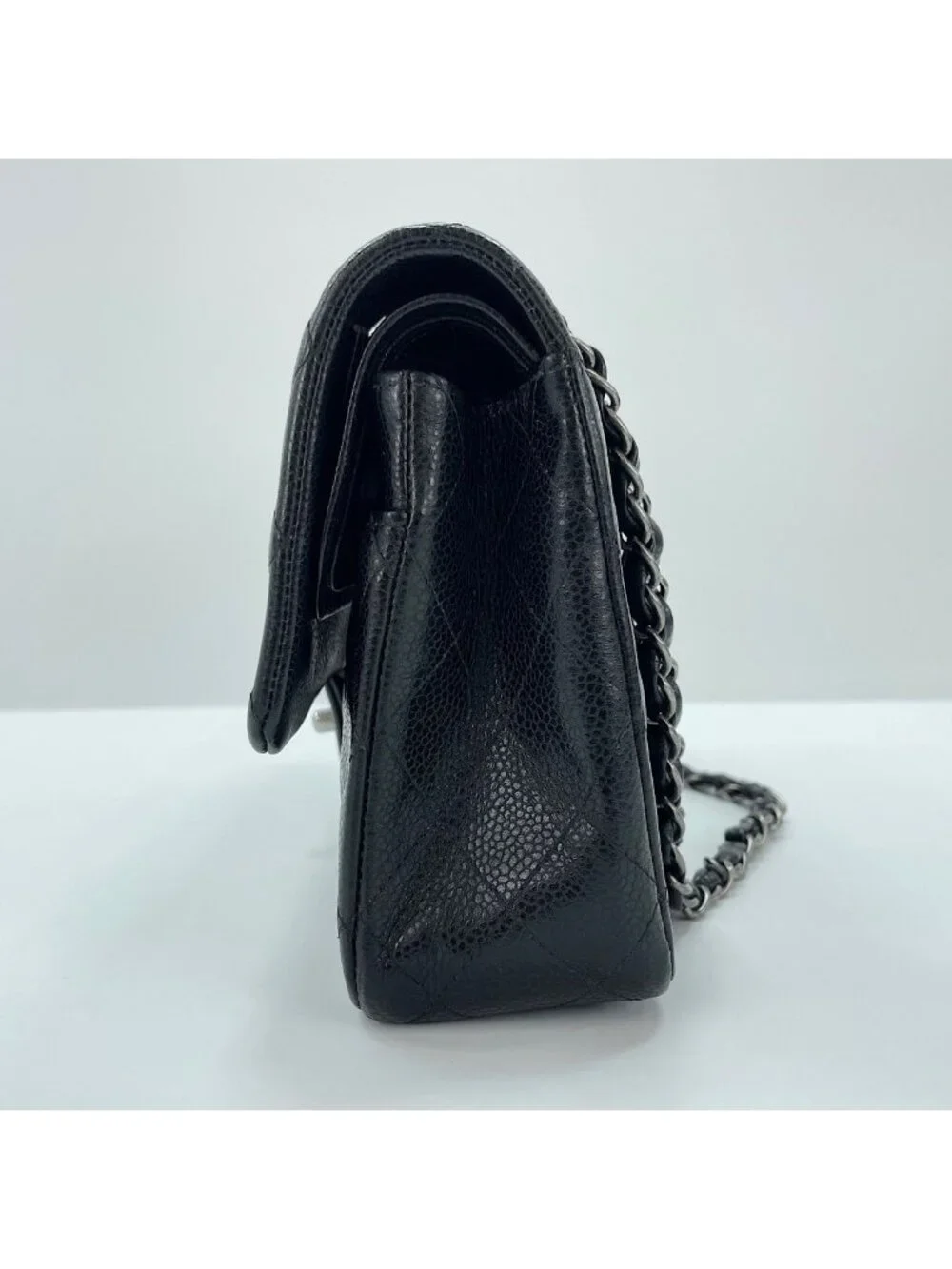 Chanel Shoulder Bag Quilted 25